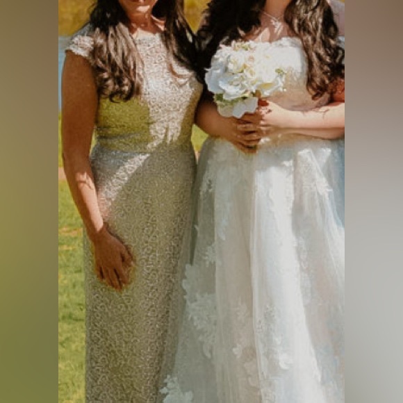 Montage by Mon Cheri. Formal gown. Mother of the bride . Elegant evening dress - Picture 12 of 13